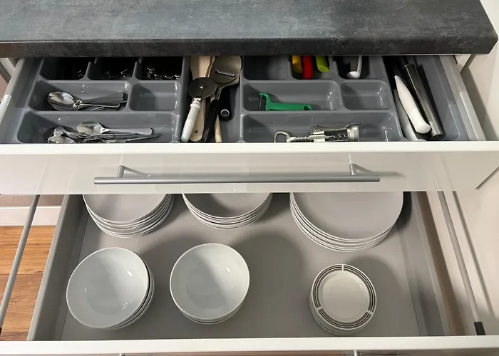 Lägenhet 3br With Free Wifi & Parking *