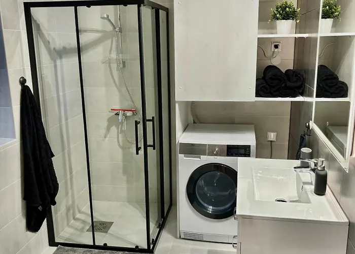 3br With Free Wifi & Parking * Tallinn